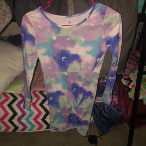 I’m selling a beautiful moon dress the size is large and 10/12